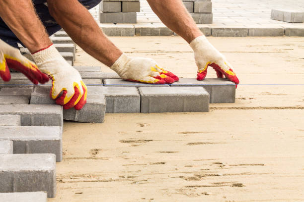 Best Professional Driveway Pavers  in Country Knolls, NY